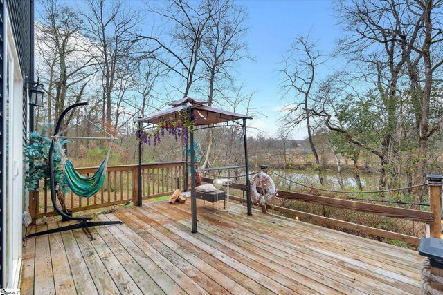 33 Parker Street, Pelzer, SC 29669