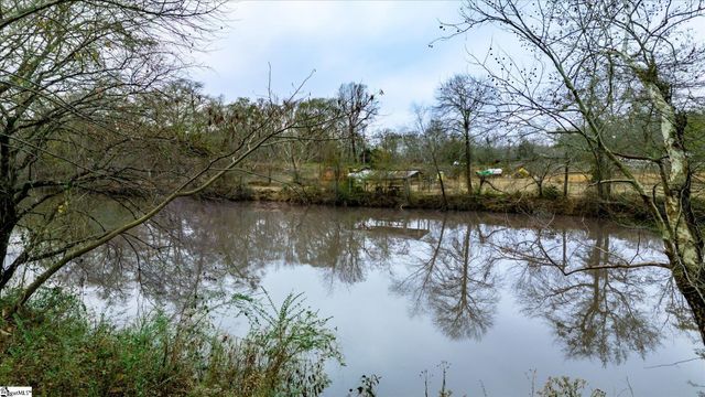 33 Parker Street, Pelzer, SC 29669