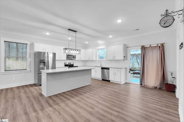 33 Parker Street, Pelzer, SC 29669