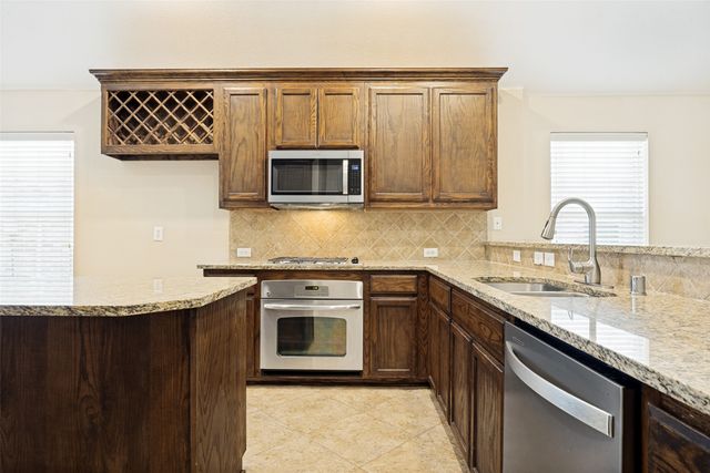 1912 Grand Fairway Drive, Wylie, TX 75098