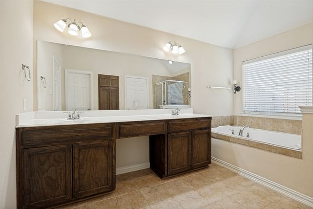 1912 Grand Fairway Drive, Wylie, TX 75098