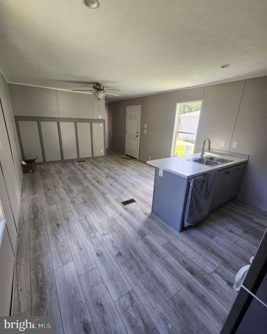 18 BIRCHWOOD DR, Pittsgrove, NJ 08318