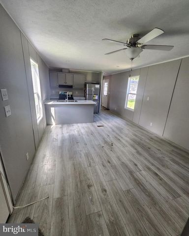 18 BIRCHWOOD DR, Pittsgrove, NJ 08318