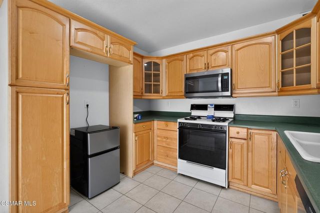 24705 Masters Cup Way, Valencia, CA 91355