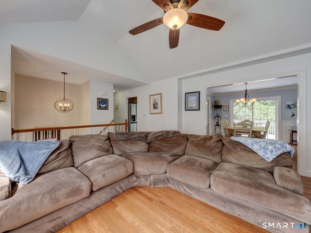 195 Pleasant Street, Southington, CT 06489