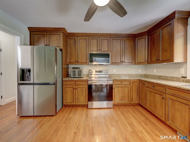 195 Pleasant Street, Southington, CT 06489