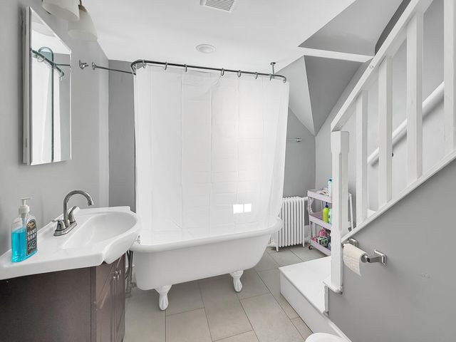 2711 14th Avenue S, Minneapolis, MN 55407