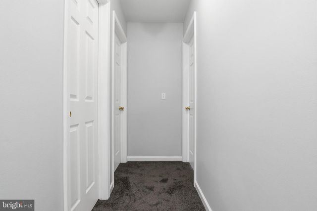 10 EVERGREEN TER, Manchester, PA 17345