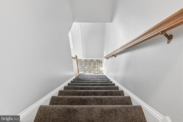 10 EVERGREEN TER, Manchester, PA 17345