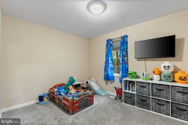 8254 POWER DR, Lusby, MD 20657