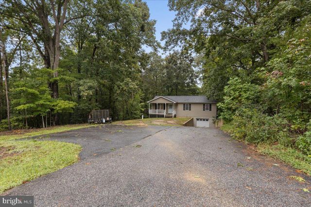 8254 POWER DR, Lusby, MD 20657
