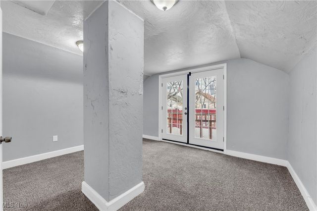 13814 Durkee Avenue, Cleveland, OH 44105