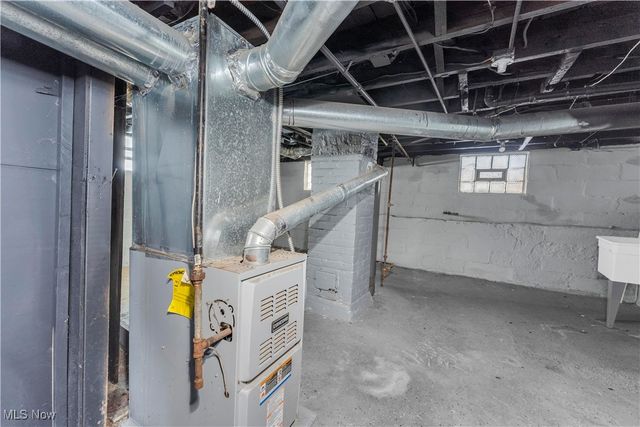 13814 Durkee Avenue, Cleveland, OH 44105