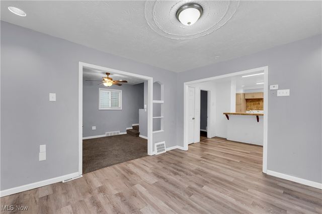 13814 Durkee Avenue, Cleveland, OH 44105