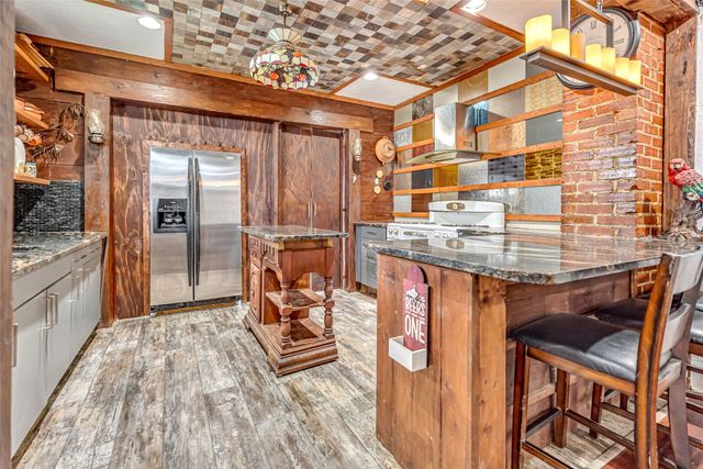 2218 Lincoln Avenue, Fort Worth, TX 76164