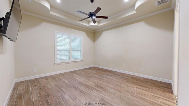 4310 Willowick Drive, Bryan, TX 77802