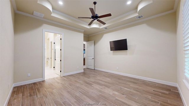 4310 Willowick Drive, Bryan, TX 77802
