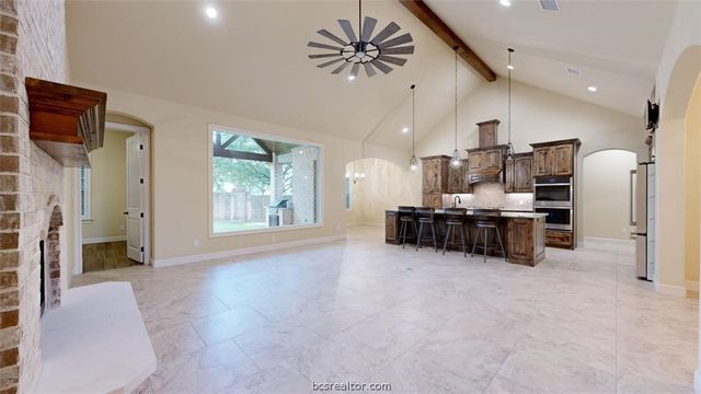 4310 Willowick Drive, Bryan, TX 77802