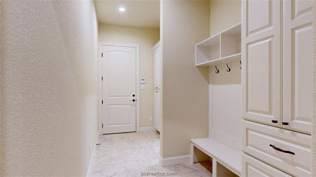 4310 Willowick Drive, Bryan, TX 77802