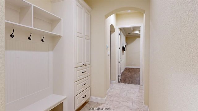 4310 Willowick Drive, Bryan, TX 77802