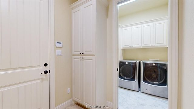 4310 Willowick Drive, Bryan, TX 77802