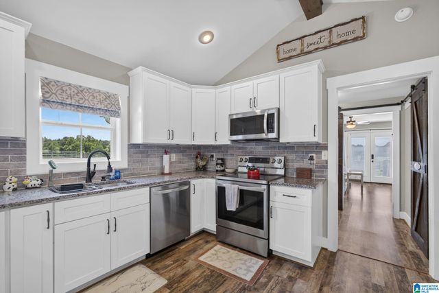 291 COUNTY ROAD 729, Jemison, AL 35085