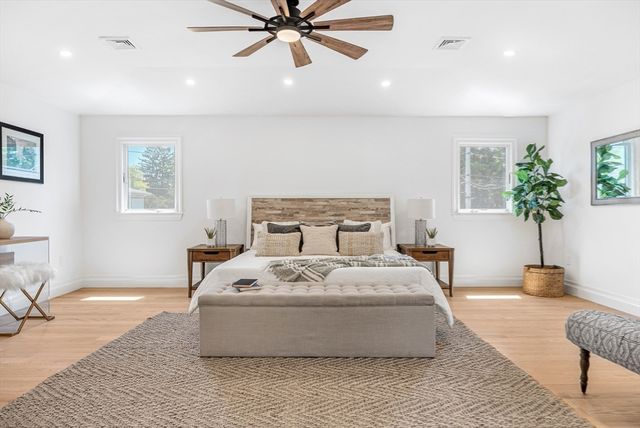 57 Mayflower Rd, Needham, MA 02492