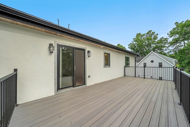 57 Mayflower Rd, Needham, MA 02492