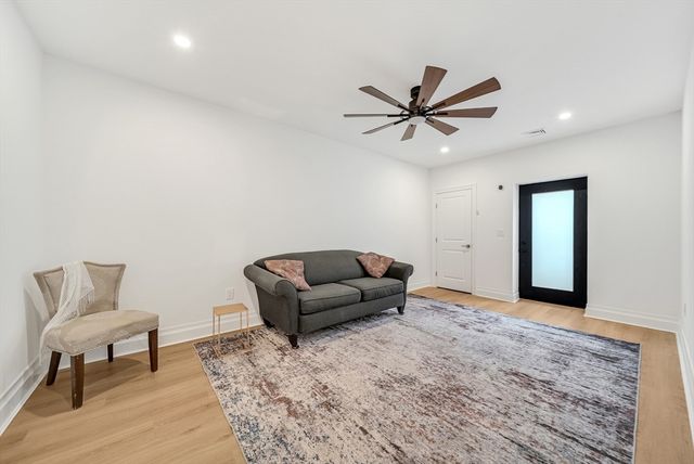 57 Mayflower Rd, Needham, MA 02492