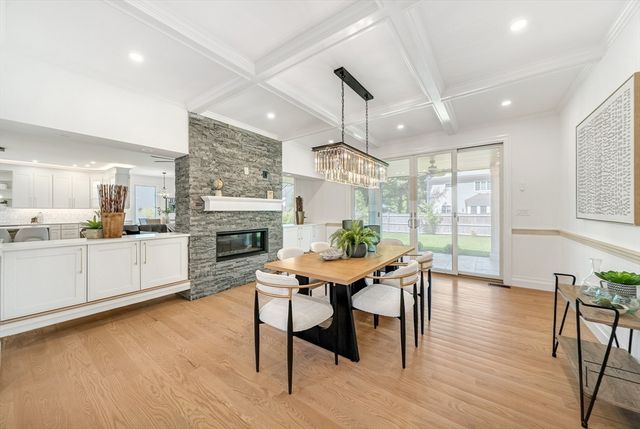 57 Mayflower Rd, Needham, MA 02492