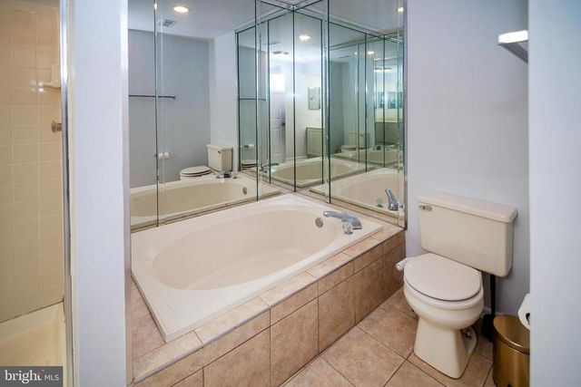 1024 MAIN ST, Voorhees, NJ 08043