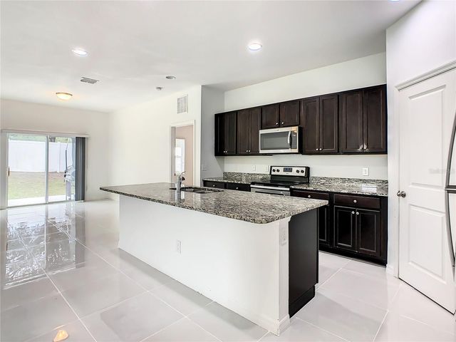 1025 MARGOT LANE, Lake Wales, FL 33853