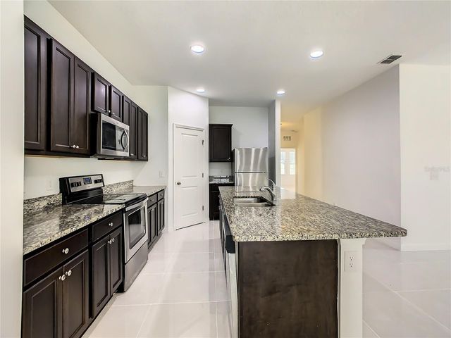 1025 MARGOT LANE, Lake Wales, FL 33853