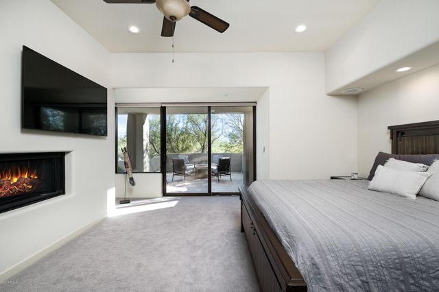 10071 E GRAYTHORN Drive, Scottsdale, AZ 85262