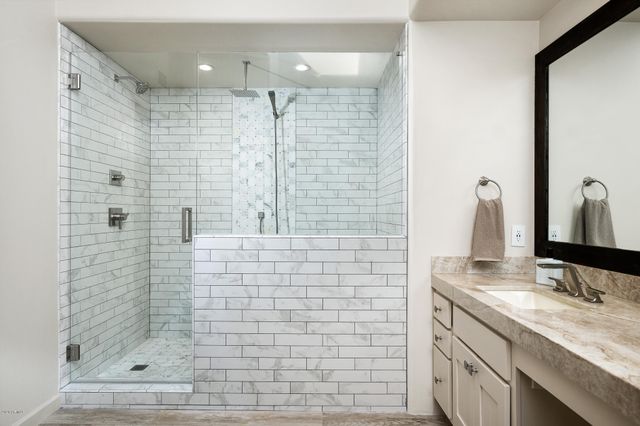 10071 E GRAYTHORN Drive, Scottsdale, AZ 85262