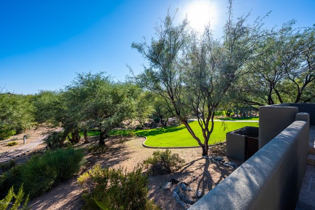 10071 E GRAYTHORN Drive, Scottsdale, AZ 85262
