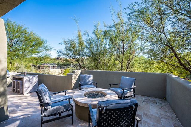 10071 E GRAYTHORN Drive, Scottsdale, AZ 85262