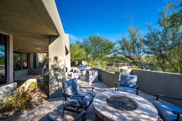 10071 E GRAYTHORN Drive, Scottsdale, AZ 85262