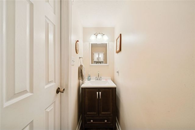 3151 Seneca Ct, Hampton, PA 15044