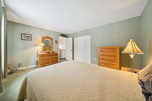 3151 Seneca Ct, Hampton, PA 15044