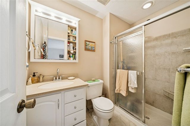 3151 Seneca Ct, Hampton, PA 15044