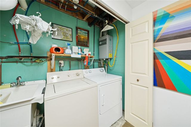 3151 Seneca Ct, Hampton, PA 15044