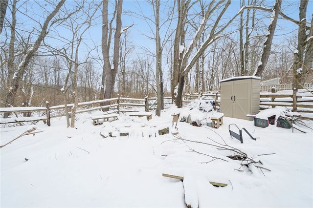 3151 Seneca Ct, Hampton, PA 15044