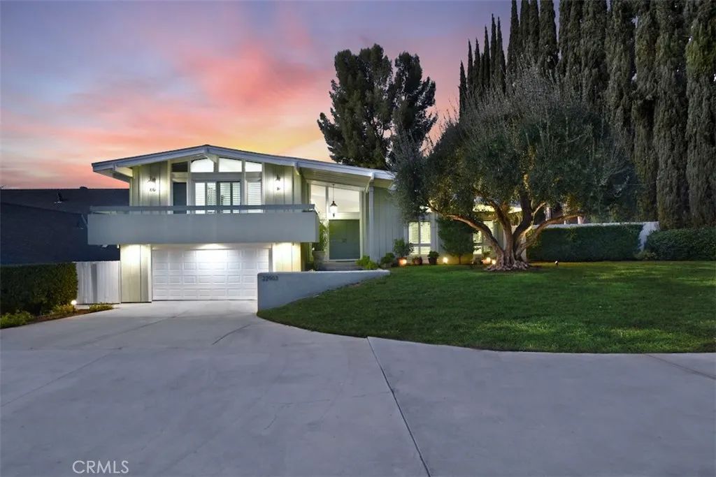 22903 De Kalb Drive, Calabasas, CA 91302