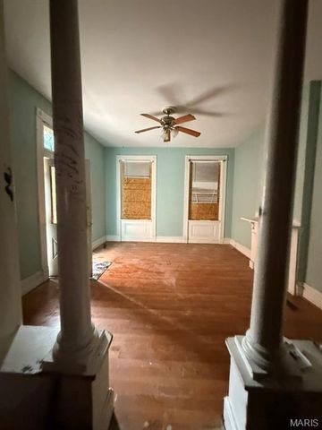 2823 Osceola Street, St Louis, MO 63111