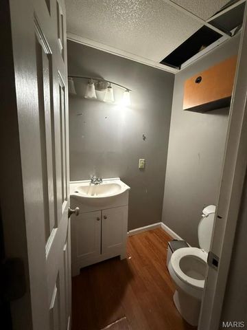 2823 Osceola Street, St Louis, MO 63111