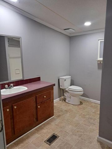 188 Hilliard Boulevard, Vance, SC 29163