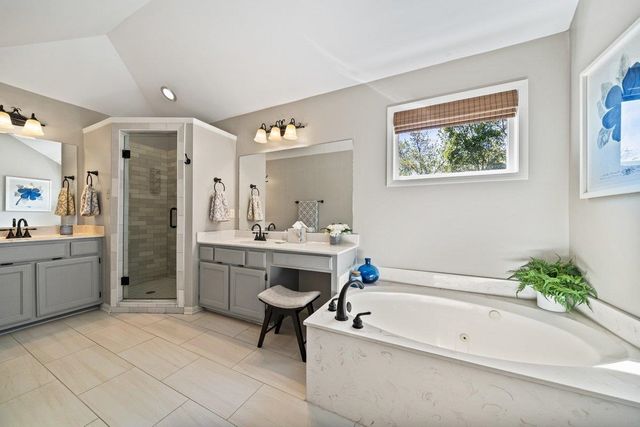 2775 FAIRWAY GLEN CV, Collierville, TN 38017