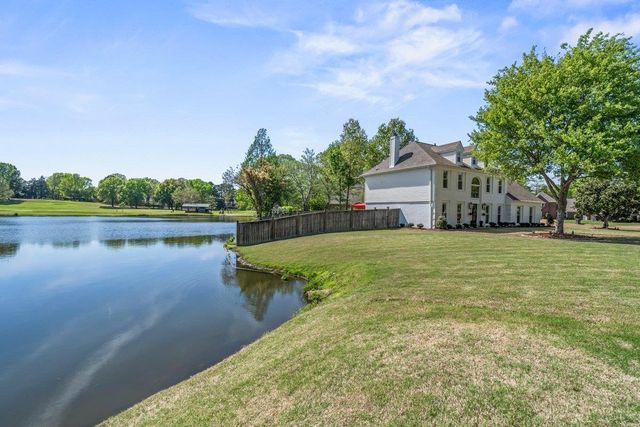 2775 FAIRWAY GLEN CV, Collierville, TN 38017