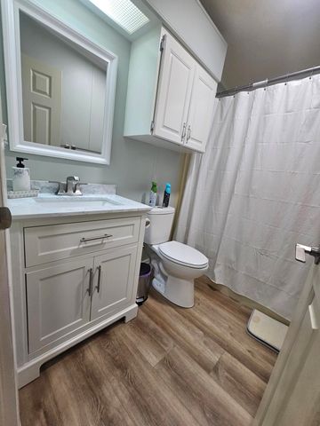 8110 SE Eagle Avenue, Hobe Sound, FL 33455